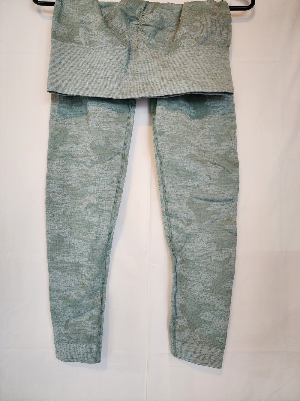Gymshark Sage Green Camo Jeggings
